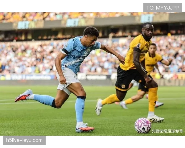 曼城倚重罗德里控球调度，中场掌控力显著提升