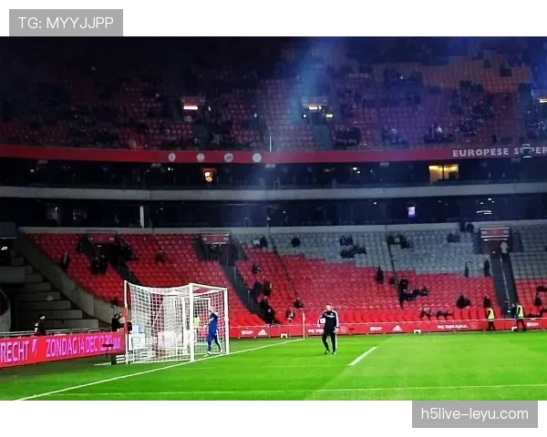 华沙国家球场上演足球与音乐盛宴，引爆观众热情