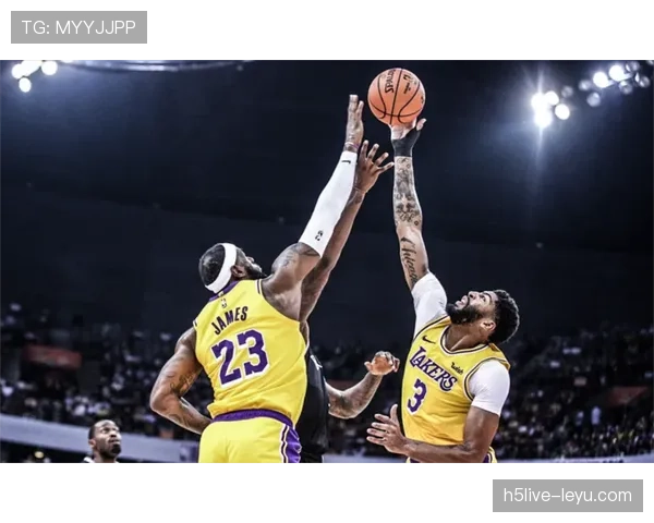 安特卫普锋线火力全开，状态回暖助球队豪取连胜