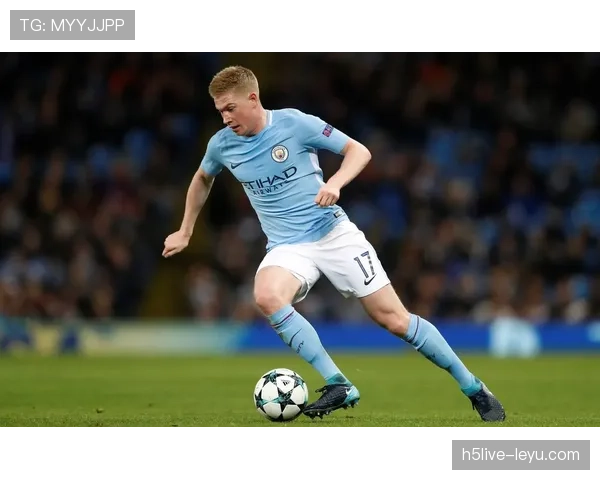 德布劳内比赛视野解析：传球选择为何总能领先防守一步